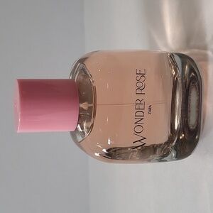 2056- Zara Wonder Rose Women's Made In Spain